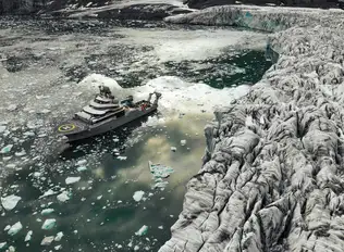 Winner - Glacial edge by JP Myburgh, OCEANXPLORER